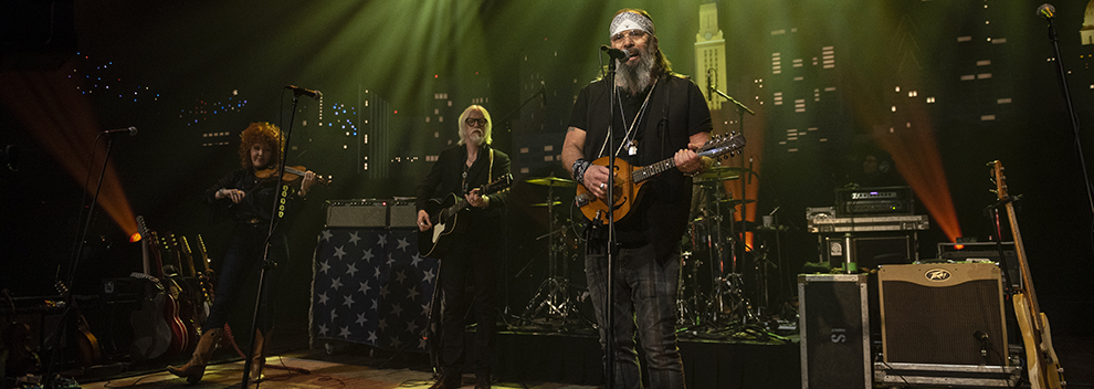Steve Earle on Austin City Limits ©️KLRU photo by Scott Newton