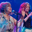 Mavis Staples / Bonnie Raitt © KLRU by Scott Newton