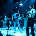 jack white playing guitar