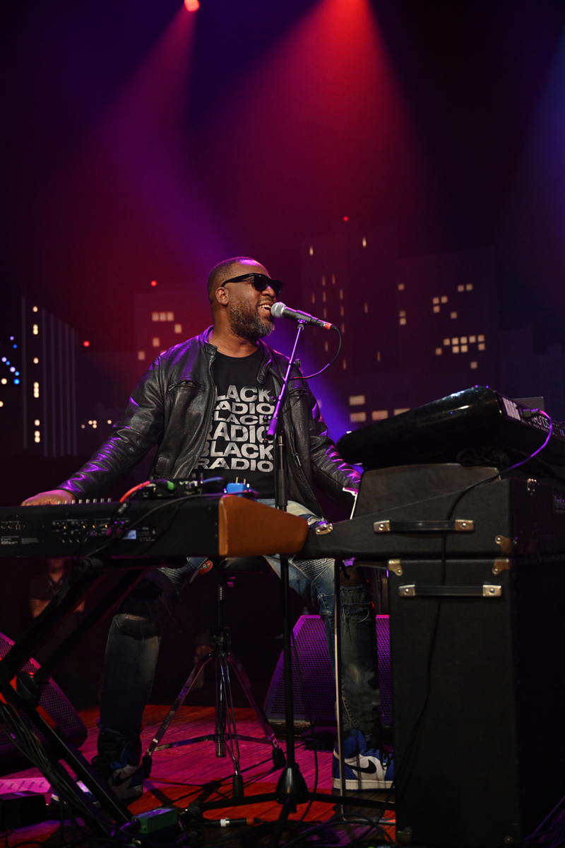 Robert Glasper with Special Guest yasiin bey