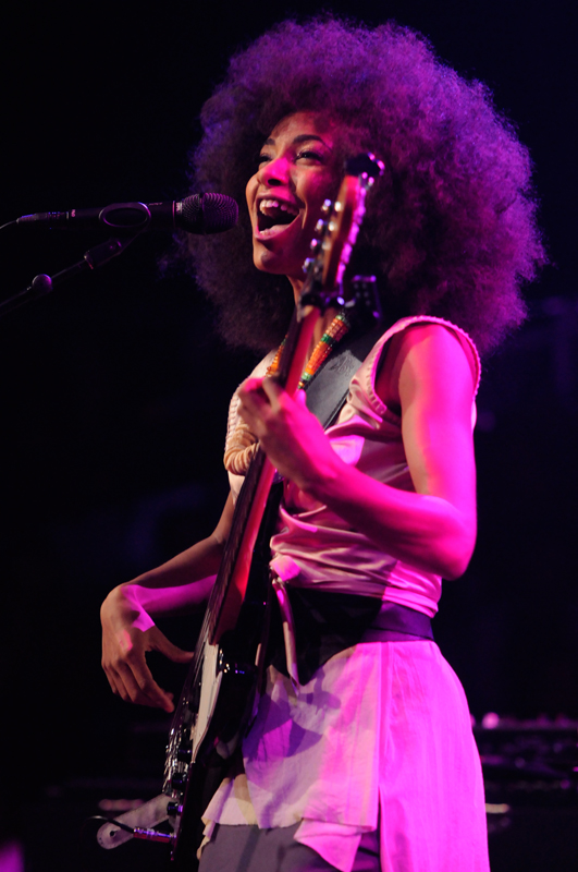 Esperanza Spalding’s Radio Music Society in action | Austin City Limits